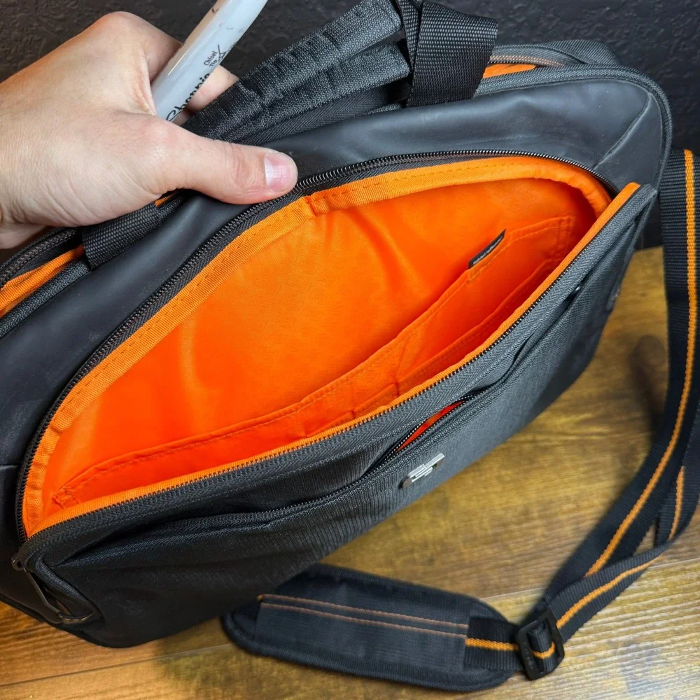 Solo New York Urban Briefcase Black Polyester Laptop Messenger Bag Unisex OS